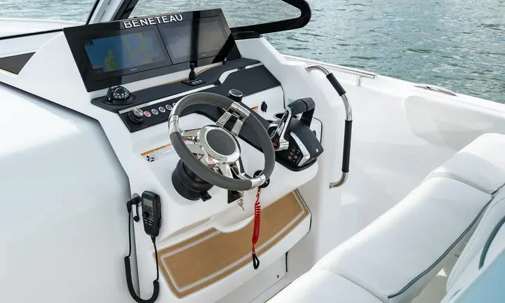 Official BENETEAU Flyer 30 image 2026