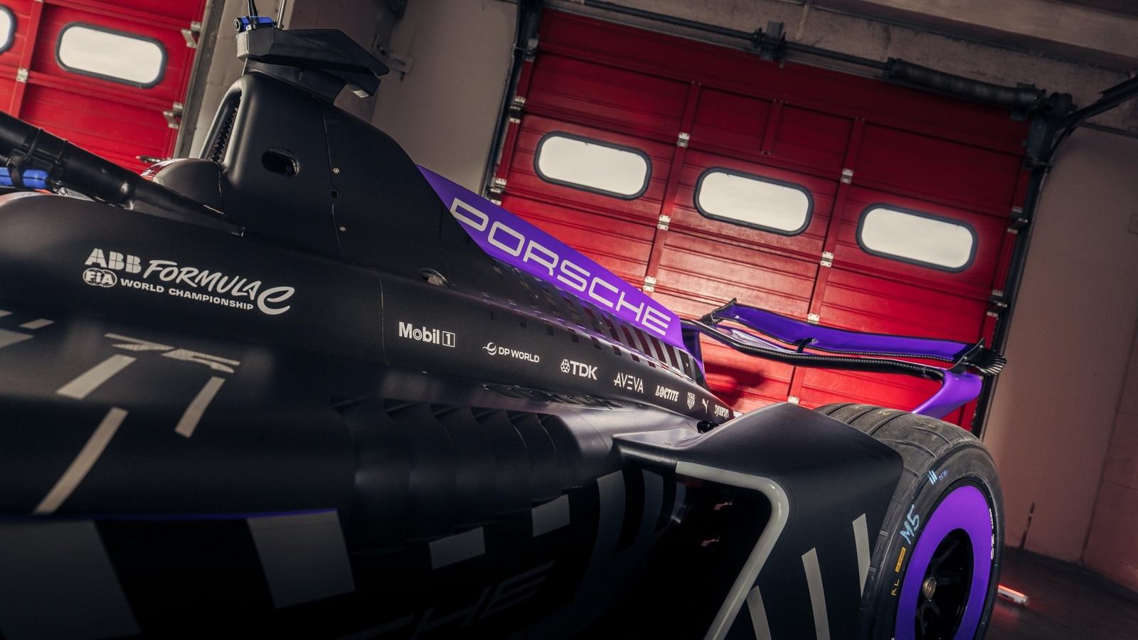 Porsche Reveals Next Formula E Racing Engineering — official Porsche AG image