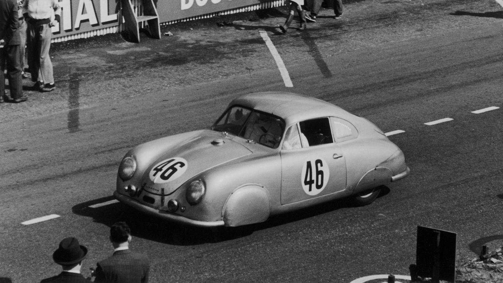 Porsche Traces Its Customer Racing Story from Le Mans — official Porsche AG image