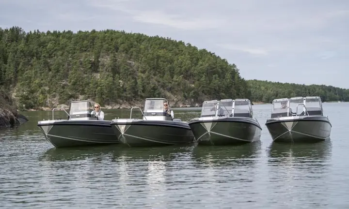 Fourth-Generation Buster L Arrives in Four 5.12m Versions