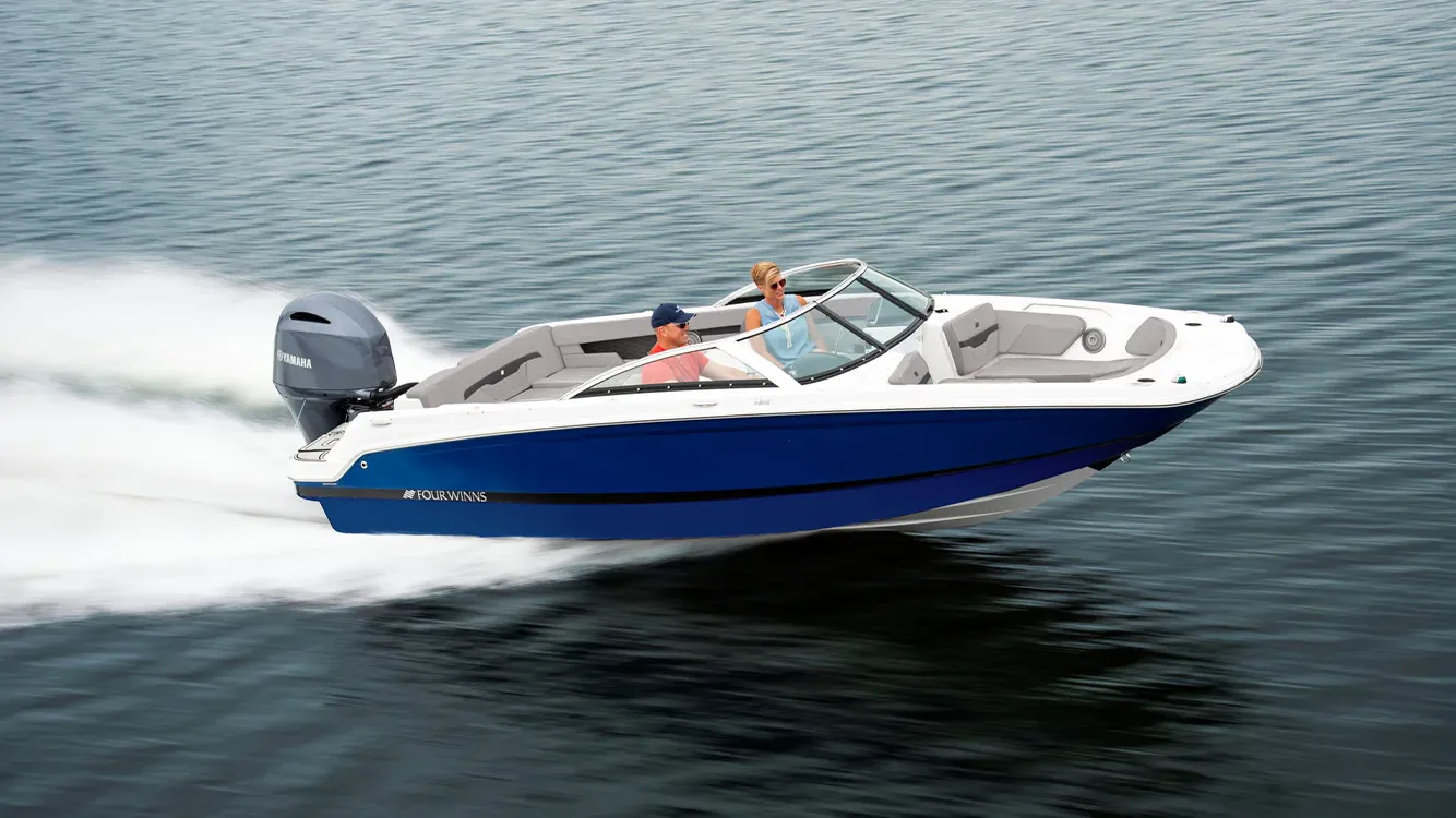 Four Winns Introduces 20-Foot HD2 Dayboat