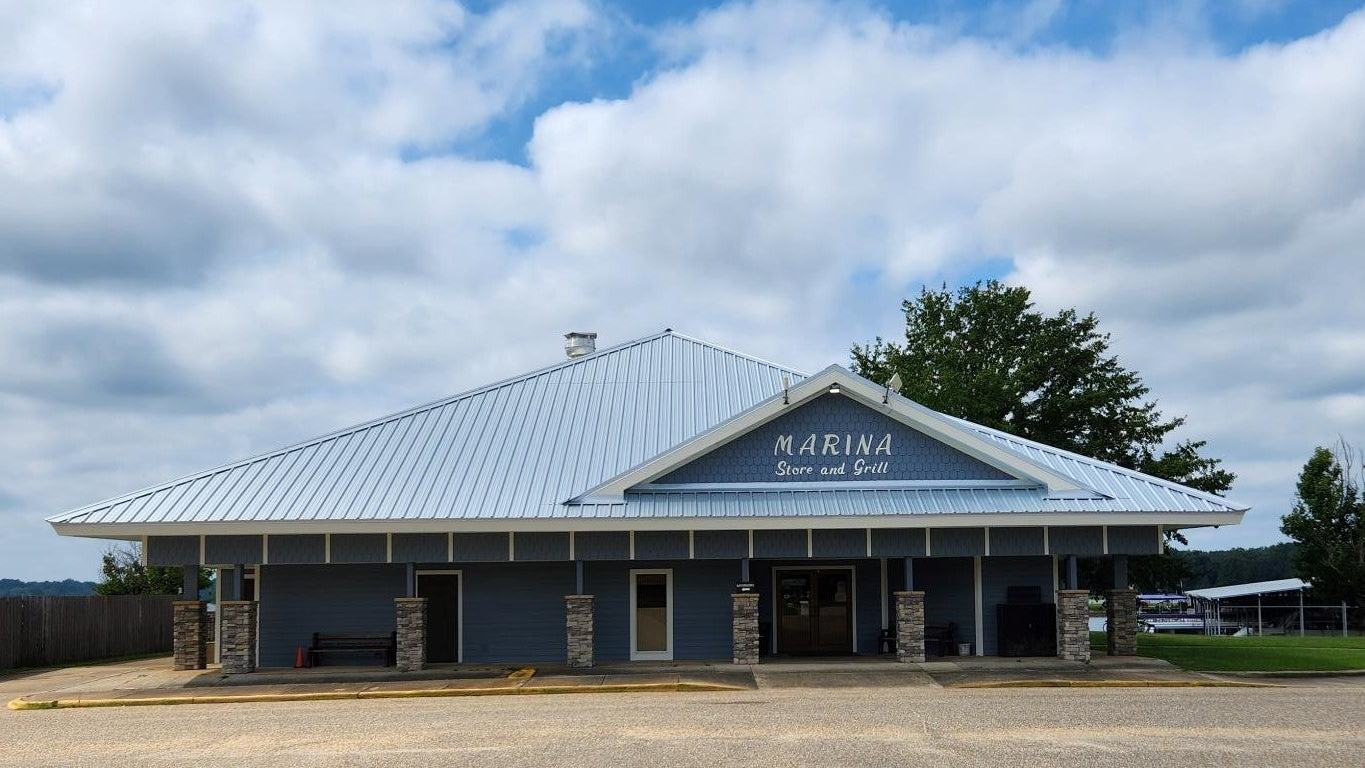 Alabama State Parks, Lakepoint State Park marina (official image)