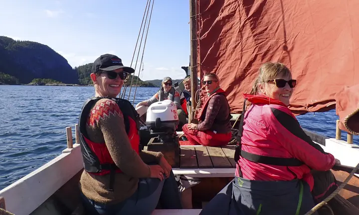 Visit Helgeland / B. Vatnan — official Faragut Nordland boat sailing photograph
