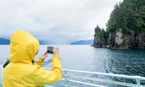 Alaska Boating Guide: Top Destinations, License Rules & Tips — official Discover Boating image