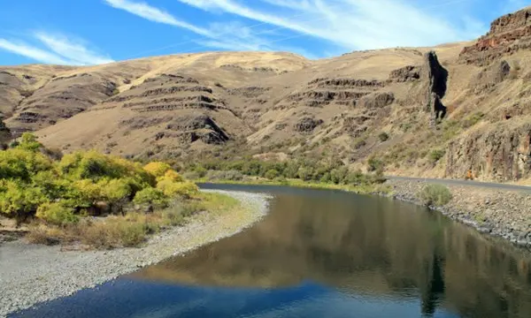 10 Best Rivers for Boating: Top River Boating Destinations — official Discover Boating image