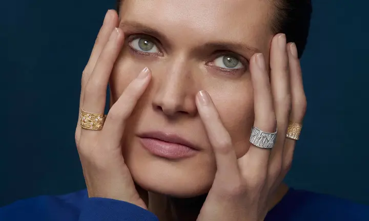 Piaget GLOW Uses Three Gold Textures for a Compact Jewellery Collection — official source image