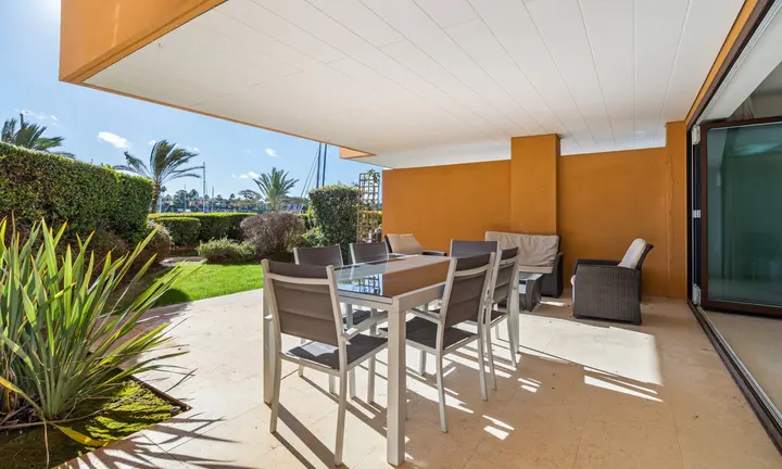 LYG lifestyle 36312 — official source image | Official source: https://www.hilton-realestate.com/properties/ground-floor-apartment-sotogrande-marina-r5427031