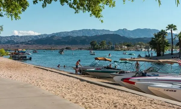 10 Affordable Boating Destinations to Explore — official Discover Boating image