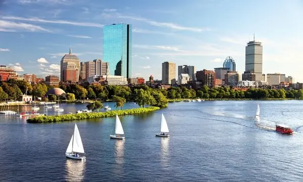 The Ultimate Massachusetts Boating Guide — official Discover Boating image