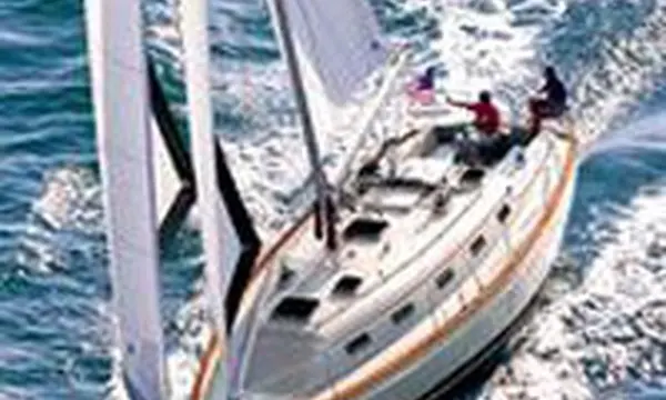 Choosing the Right Sailboat for You — official Discover Boating image