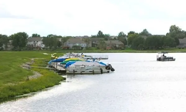 Kansas Boating Guide: Tips & Top Destinations — official Discover Boating image