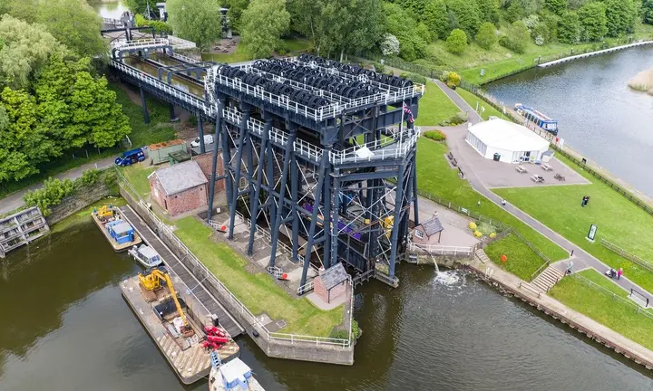 A Waterside Weekend Inside Britain's Canal Heritage — official Canal & River Trust image