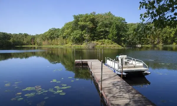 The Ultimate Minnesota Boating Guide — official Discover Boating image
