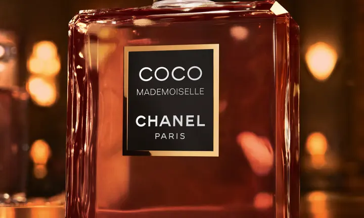 LYG lifestyle 36307 — official source image | Official source: https://www.chanel.com/us/fragrance/p/116170/coco-mademoiselle-crush-absolu-ambery-intense/