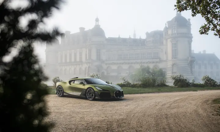 Bugatti Brouillard Turns a Chantilly Car Handover Into a Day Out — official source image