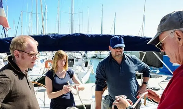 The Top 4 Reasons to Take a Boating Safety Course — official Discover Boating image