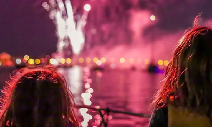 Fireworks From the Water Can Be Spectacular — and Very Busy — official Yamaha Blue Life image