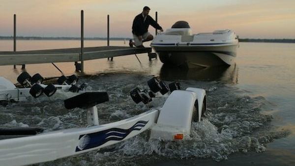 Good Boat-Ramp Etiquette Is Mostly About Doing the Preparation Somewhere Else — official Discover Boating image