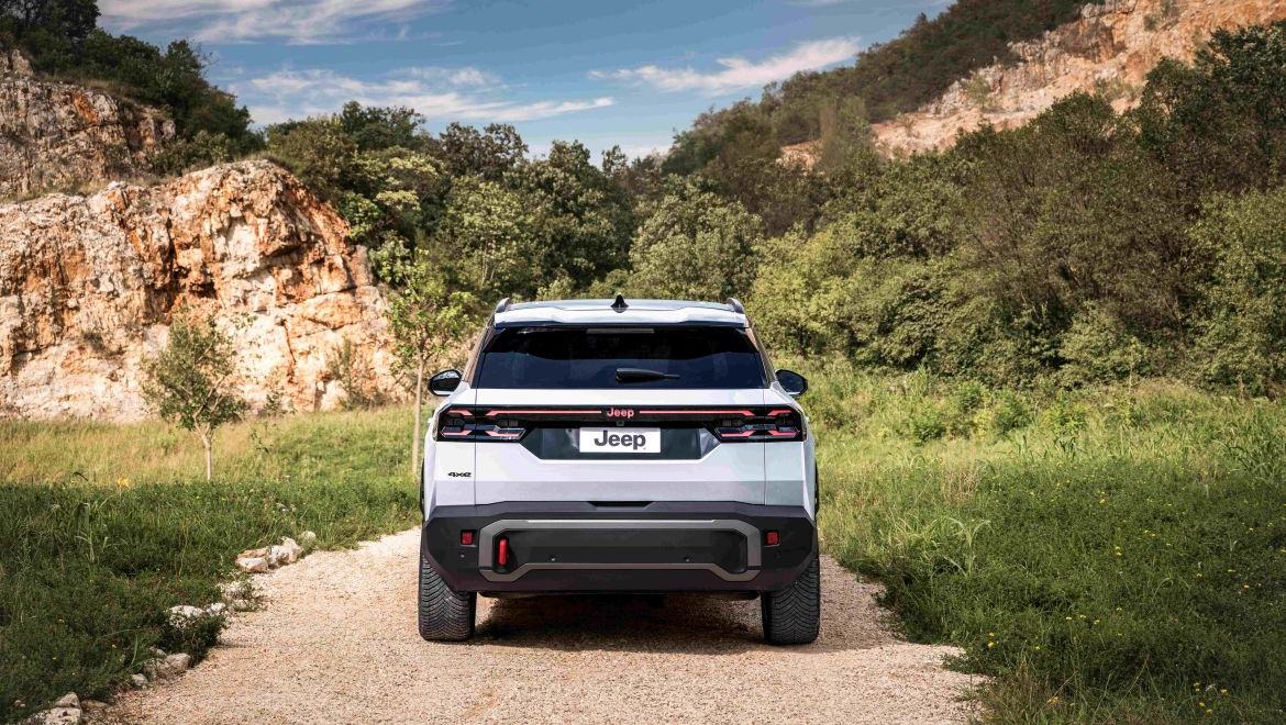 Jeep Compass 4xe Adds Electric 4WD Capability for Outdoor Weekends — official source image