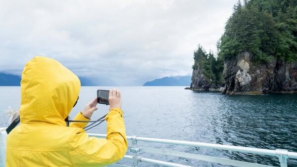 Alaska Boating Guide: Top Destinations, License Rules & Tips — official Discover Boating image