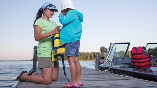 The Top Safety Tips for Boating with Kids — official Discover Boating image