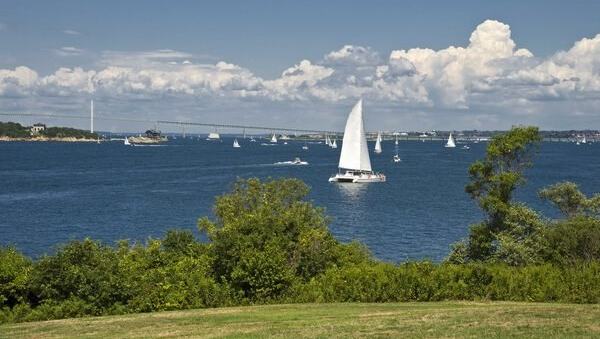 The Top 10 Fall Sailing Destinations — official Discover Boating image