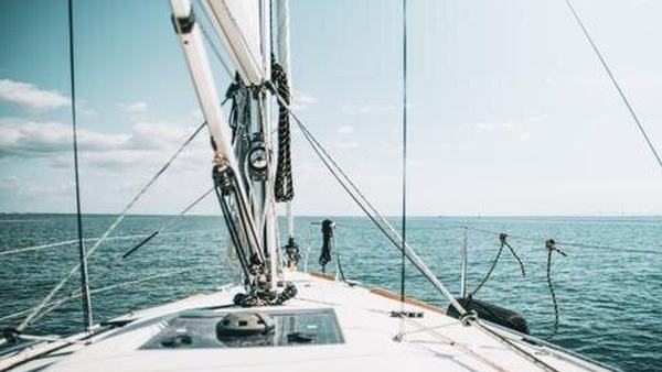 What Are the Parts of a Sailboat? — official Discover Boating image