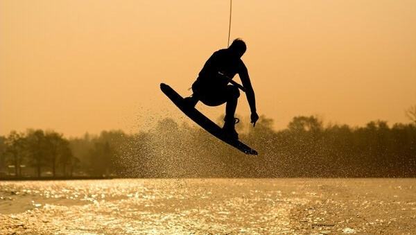 Six Tips to Tow like a Pro — official Discover Boating image