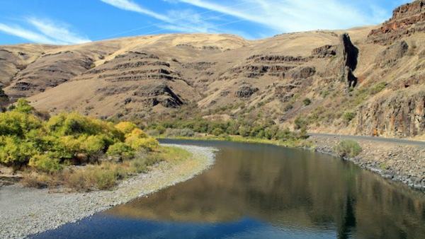 10 Best Rivers for Boating: Top River Boating Destinations — official Discover Boating image