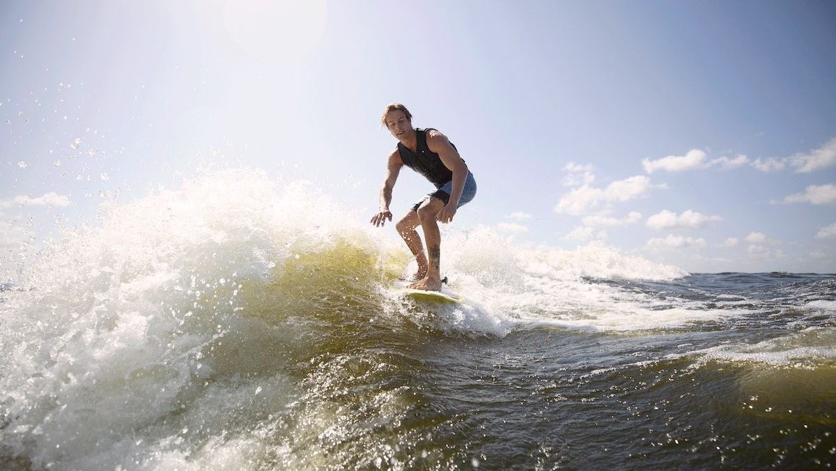 Wakesurfing: Tips on How to Get Started — official Discover Boating image