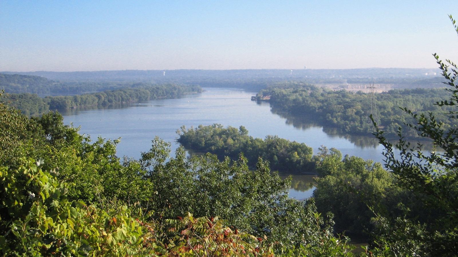 Paddling the Mississippi Through the Twin Cities: Routes Beyond the Skyline - US National Park Service image