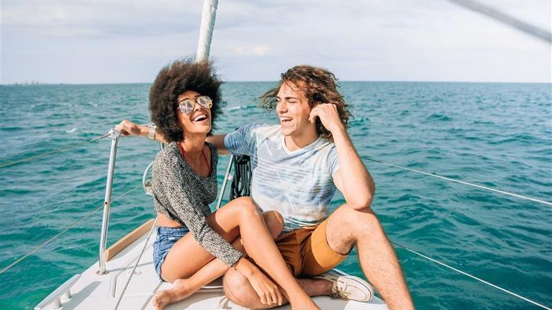 A Sunset Date on a Small Boat: The Details That Make It Work — official Discover Boating, How to Plan a Date on a Boat image