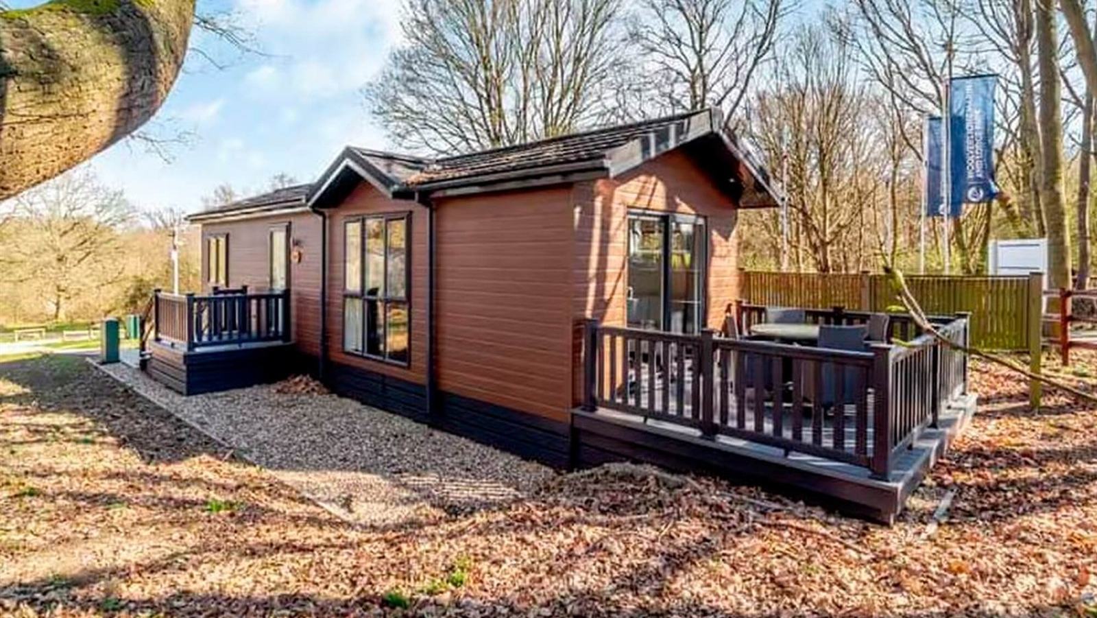 Riverside Lodges Bring a Slower Stay to the Orwell — official MDL Marinas image