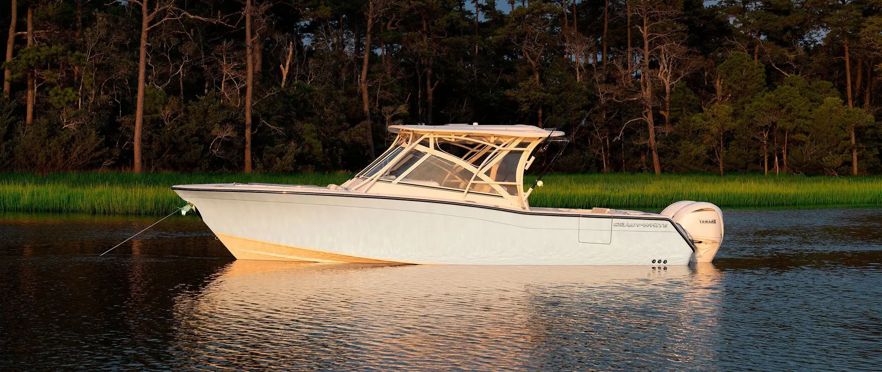 Official boat-builder photograph | Grady-White Freedom 307: What Its Dual-Console Layout Offers Families
