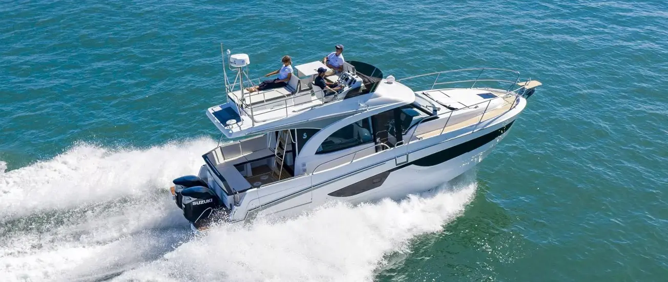 Official source-specific editorial image. Source: https://www.beneteau.com/en/antares/antares-11