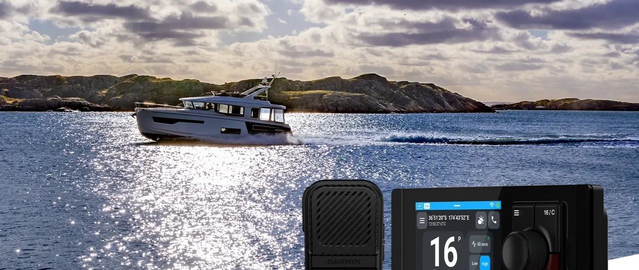 Garmin Launches Signal VHF 400 and 220 Marine Radios