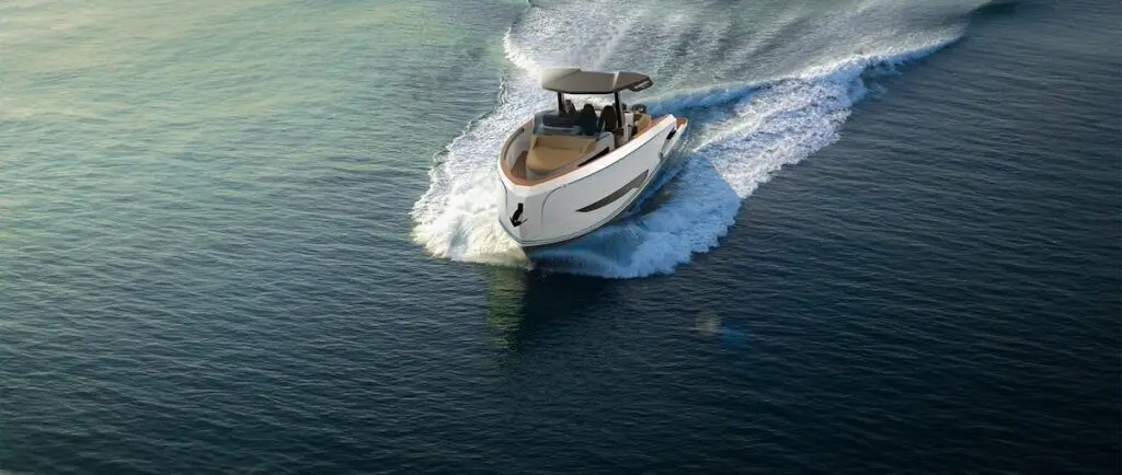 Official source-specific editorial image. Source: https://kumbrayachts.com/models/34