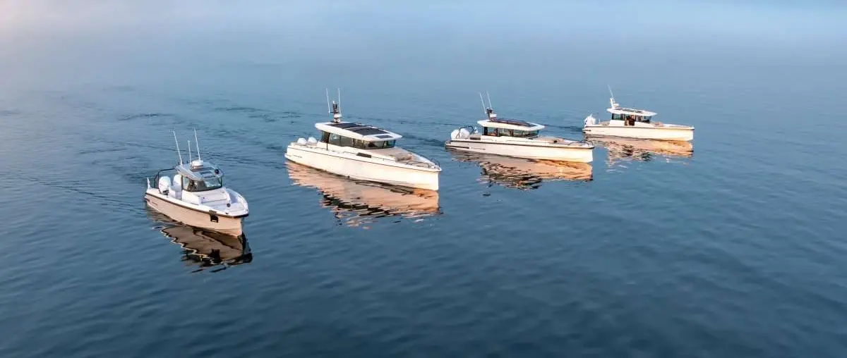 Axopar Expands Florida Network With OneWater Marine