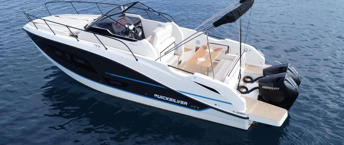 Official source-specific editorial image. Source: https://www.quicksilver-boats.com/int/en/activ-875-sundeck/