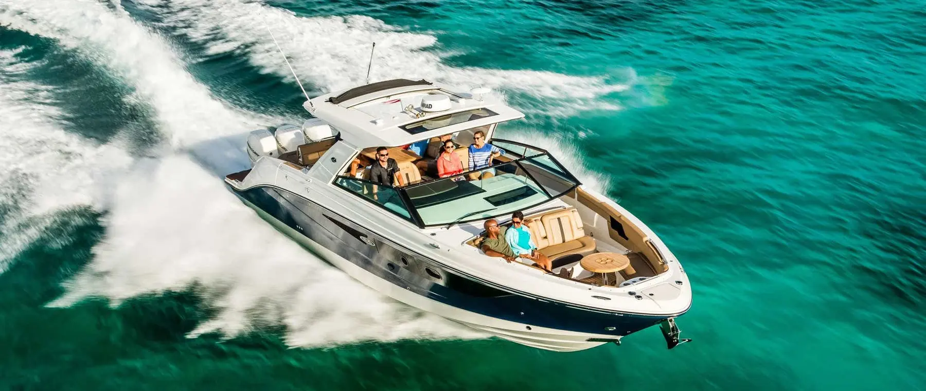 Sea Ray official SLX 400 Outboard photography | Sea Ray SLX 400 Outboard Puts a Fold-Down Terrace on 42ft Dayboat