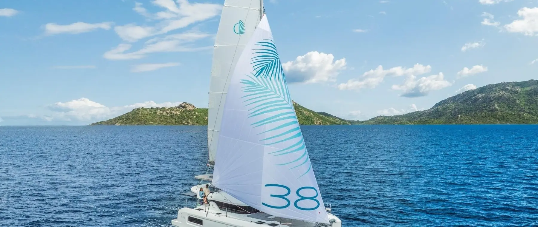 Official source-specific editorial image. Source: https://www.catamarans-lagoon.com/boats/lagoon-38
