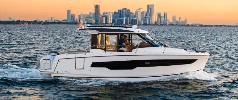 Official boat-builder photograph | Jeanneau NC 895 Series 2 Takes the Family Weekender Beyond Summer