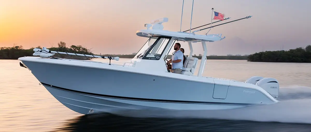 Official boat-builder photograph | Pursuit S 288 redesign brings larger fishing cockpit and smarter family access