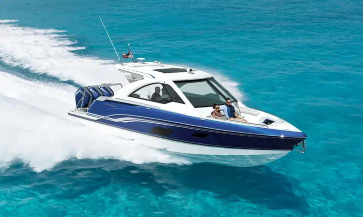 Official boat-builder photograph | Formula 360 SSC combines open bowrider living with full overnight cabin