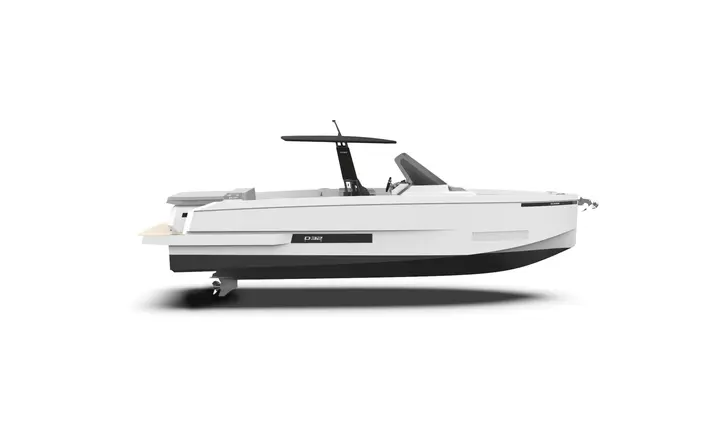 Official source-specific editorial image. Source: https://www.deantonioyachts.com/d-32