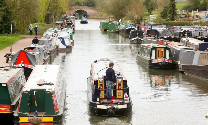 Official source-specific editorial image. Source: https://canalrivertrust.org.uk/news-and-views/news/boaters-help-shape-consultation-as-nearly-1200-apply-for-citzens-panel