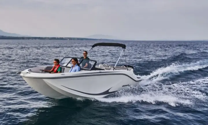 Bayliner M17 Joins Interboot First-Boat Display — verified source image