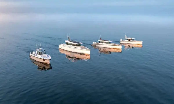 Axopar Expands Florida Network With OneWater Marine