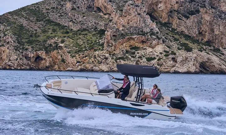 Official source-specific editorial image. Source: https://www.yachtingaddress.com/upload4mail/yachting-address/7/6/6/1/f/1600_7661f_388_978_3.jpg
