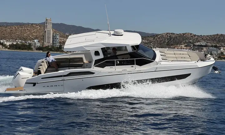 Official source-specific editorial image. Source: https://www.as-boats.si/en/boats/karnic-cs10-ht/